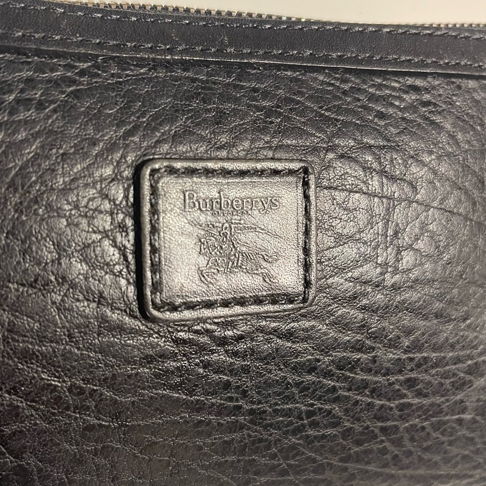 Burberry vintage leather travel pouch - Picture 2 of 10